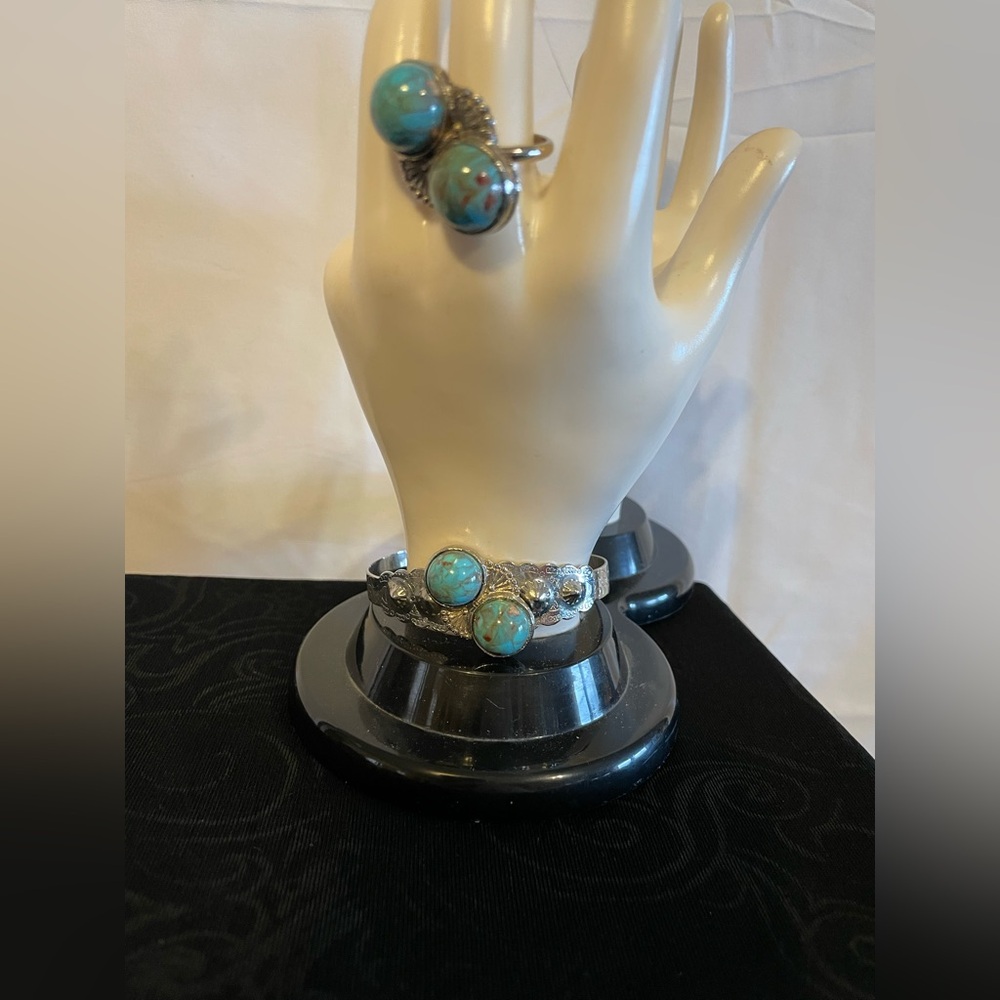Elegant Turquoise and Silver Bracelet Set
